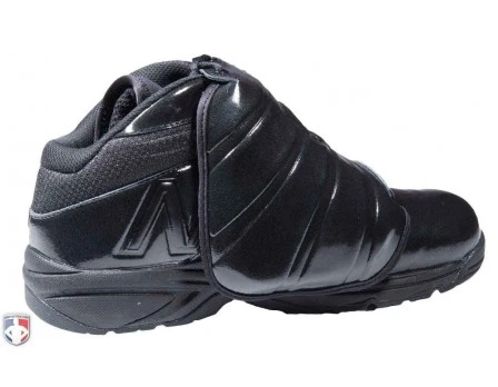 New Balance Referee And Umpire Shoes New Balance V3 All-Black Mid-Cut Umpire Plate Shoes - Image 4