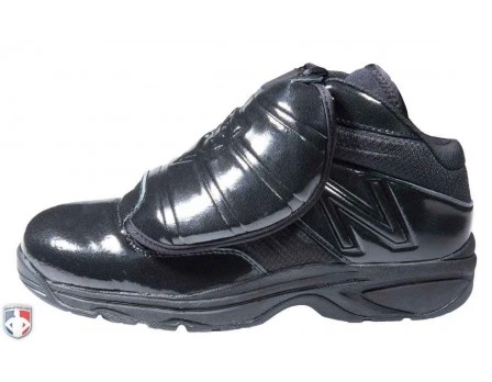 New Balance Referee And Umpire Shoes New Balance V3 All-Black Mid-Cut Umpire Plate Shoes - Image 2