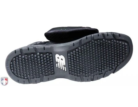 New Balance Referee And Umpire Shoes New Balance V3 All-Black Mid-Cut Umpire Plate Shoes - Image 5