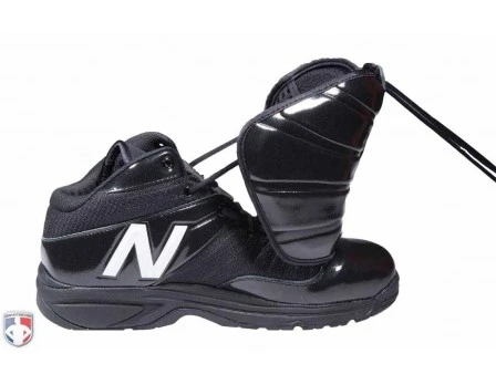 New Balance Referee And Umpire Shoes New Balance V3 Black & White Mid-Cut Umpire Plate Shoes - Image 8